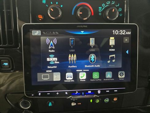 Used 2023 GMC Savana 2500 image 29