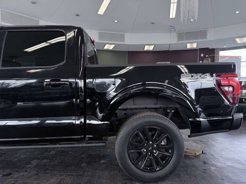 Used 2025 Ford F150 Platinum w/ FX4 Off-Road Package image 21
