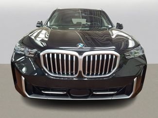 Certified 2024 BMW X5 xDrive40i w/ Premium Package AWD/4WD video 2