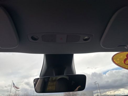 Used 2023 Tesla Model Y Long Range image 10