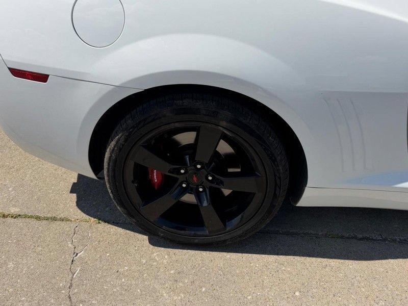 Used 2012 Chevrolet Camaro SS w/ RS Package RWD image 5