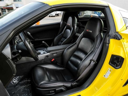 Used 2006 Chevrolet Corvette Z06 w/ Preferred Equipment Group image 27