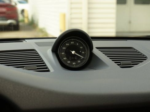 Used 2023 Porsche 911 Targa 4S image 32