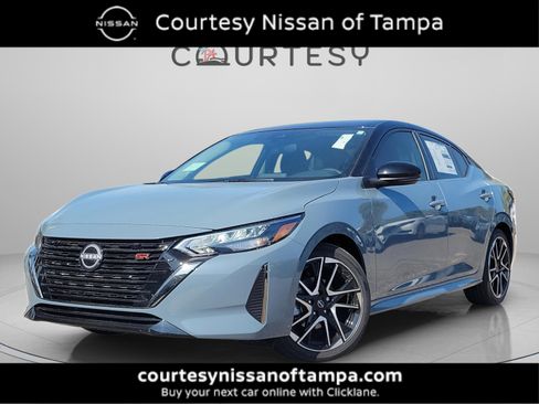 New 2025 Nissan Sentra SR image 1