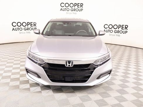 Used 2020 Honda Accord EX image 9