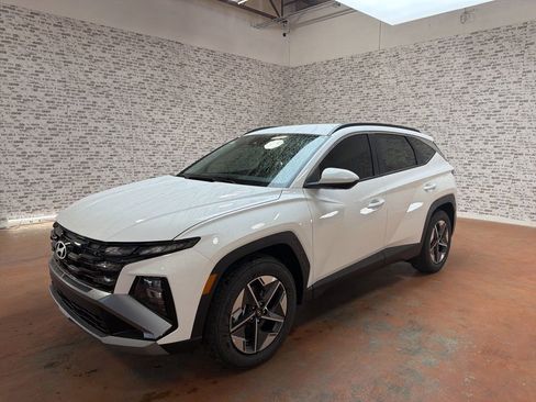 New 2026 Hyundai Tucson SEL FWD image 3