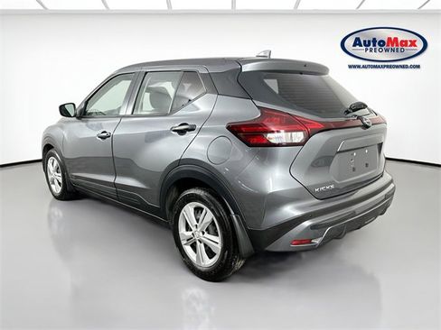 Used 2024 Nissan Kicks S image 5