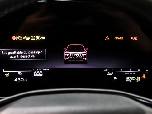 Used 2025 Audi Q5 Premium Plus w/ Premium Plus image 19