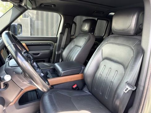 Used 2021 Land Rover Defender 110 X AWD/4WD image 11