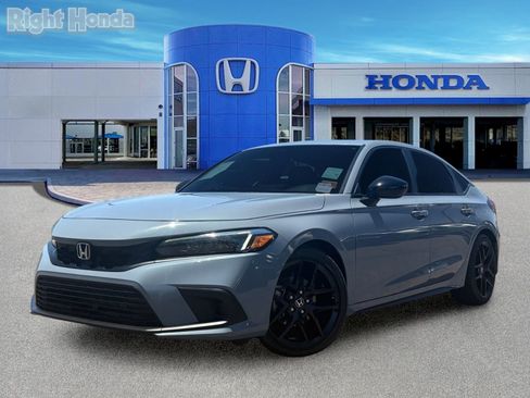 Used 2023 Honda Civic Sport image 2