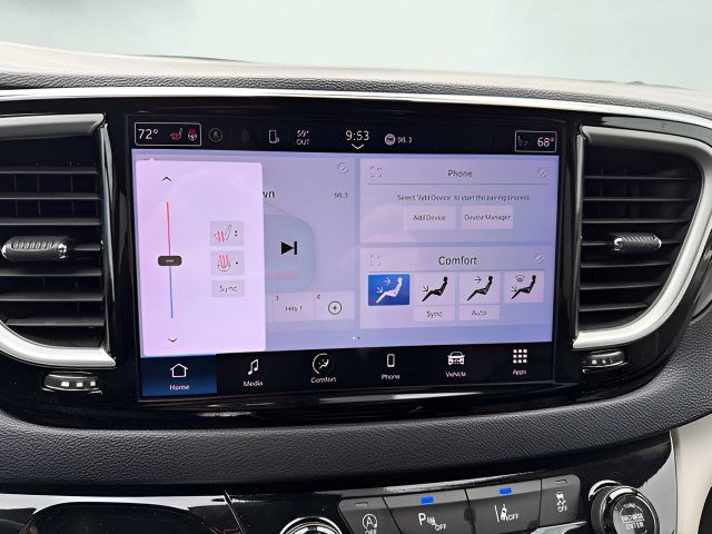 Used 2024 Chrysler Pacifica Touring-L FWD image 14