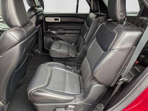 Used 2020 Ford Explorer ST w/ ST Street Pack image 17