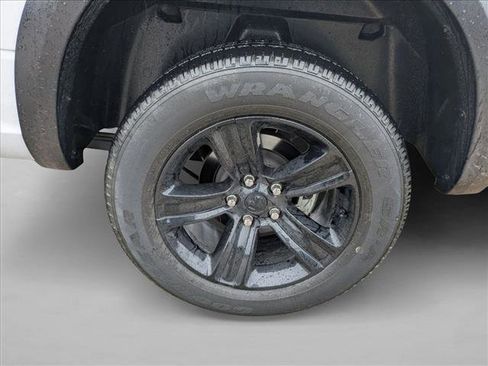 Used 2023 RAM 1500 Classic Warlock w/ Electronics Group image 8