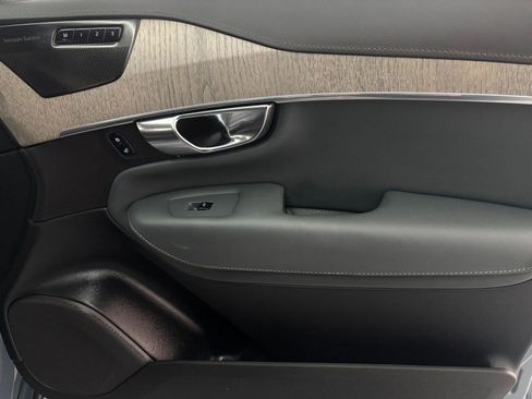 Used 2023 Volvo XC90 B6 Ultimate w/ Lounge Package image 20