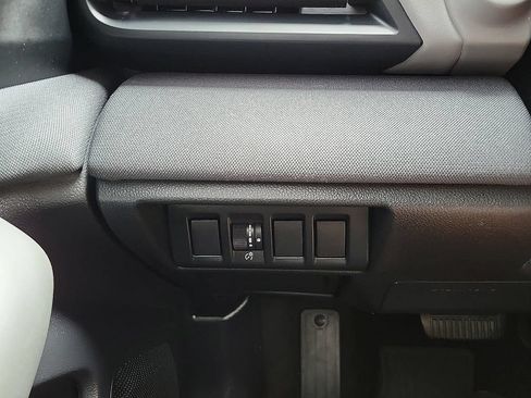 Used 2025 Subaru Outback Premium AWD/4WD image 14