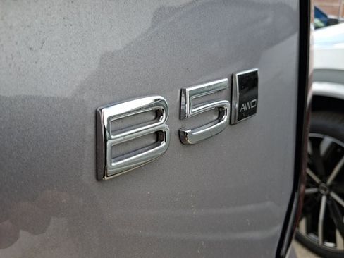 New 2026 Volvo XC90 B5 Plus w/ Protection Package Premier AWD/4WD image 9