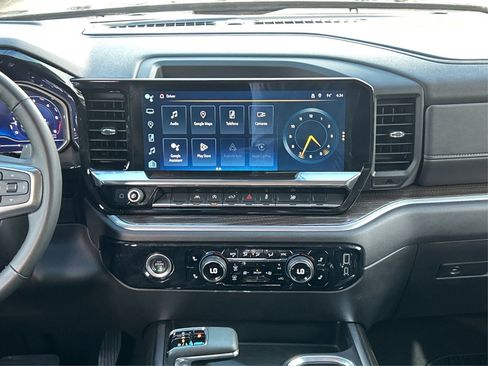 Used 2024 Chevrolet Silverado 1500 RST image 18