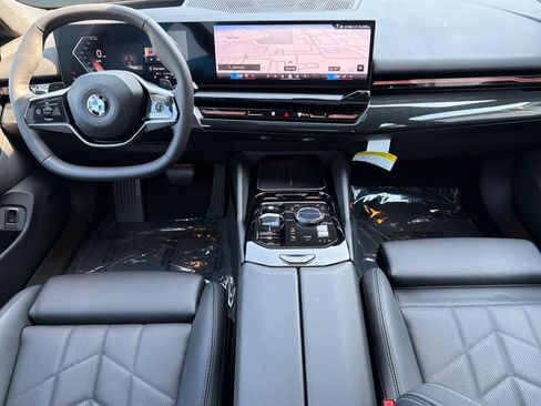 Used 2026 BMW 530i RWD image 15