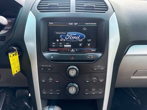 Used 2011 Ford Explorer XLT w/ 202A Rapid Spec Order Code AWD/4WD image 17