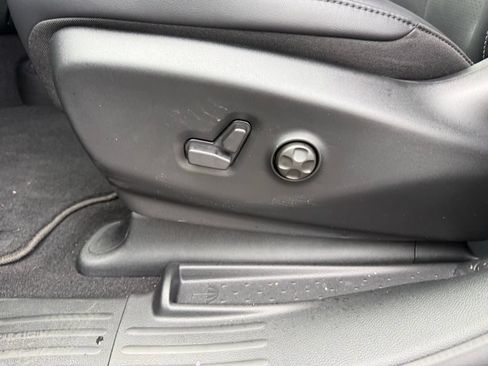 New 2026 Chrysler Pacifica Select FWD image 14