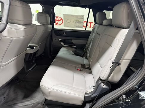 Used 2026 Toyota Sequoia Limited AWD/4WD image 18
