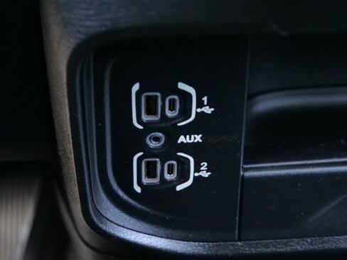 Used 2022 RAM 3500 Tradesman RWD image 18