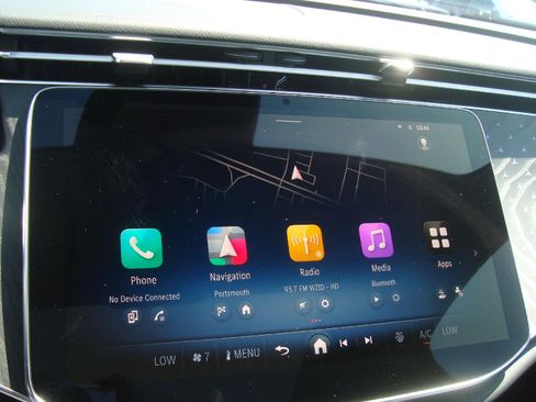 Used 2024 Mercedes-Benz E 350 4MATIC Sedan image 15