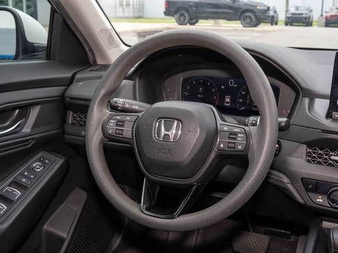 Used 2024 Honda Accord EX image 18