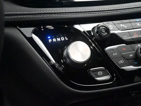 New 2026 Chrysler Pacifica Select image 17
