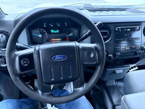 Used 2013 Ford F250 XL w/ Skid Plate Pkg image 20