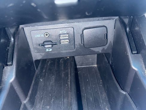 Used 2015 Ford Explorer Sport w/ Equipment Group 401A image 17