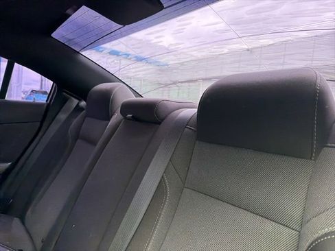 Used 2018 Dodge Charger SXT Plus image 9
