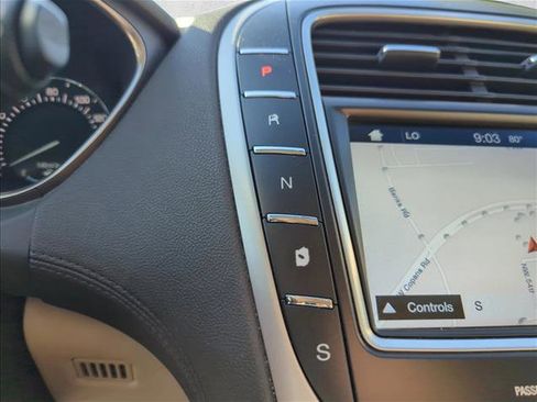 Used 2016 Lincoln MKX Select w/ Select Plus Package image 11