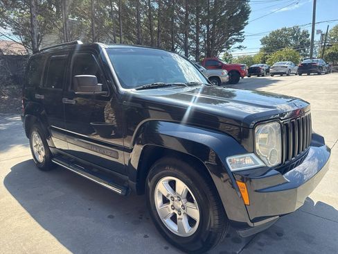 Used 2012 Jeep Liberty Sport w/ Popular Equipment Group RWD image 7