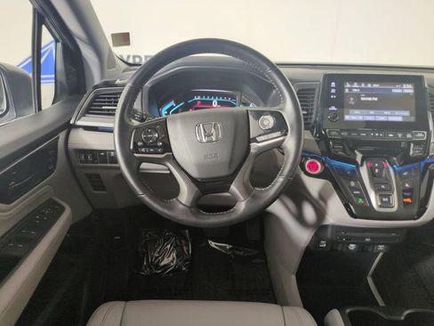 Used 2024 Honda Odyssey Touring image 13