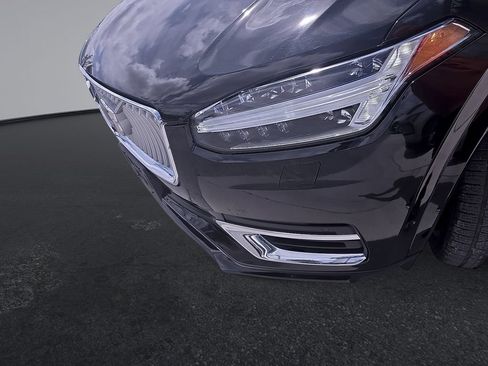Used 2023 Volvo XC90 B5 Plus w/ Protection Package Premier AWD/4WD image 44