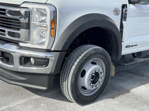 New 2025 Ford F550 4x4 SuperCab Super Duty image 6