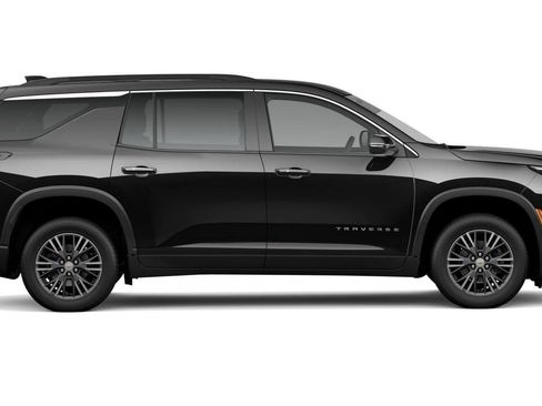 New 2026 Chevrolet Traverse LT w/ Driver Confidence Package AWD/4WD image 3