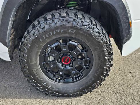 Used 2024 Toyota Tundra TRD Pro AWD/4WD image 10