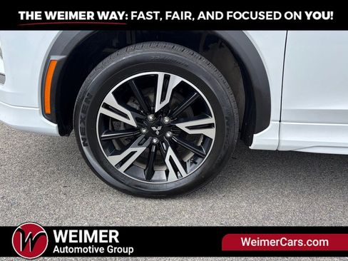 Used 2023 Mitsubishi Eclipse Cross SEL AWD/4WD image 9