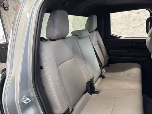 Certified 2024 Toyota Tacoma SR5 AWD/4WD image 42