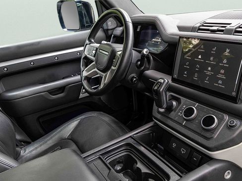 Used 2022 Land Rover Defender 110 XS Edition image 27