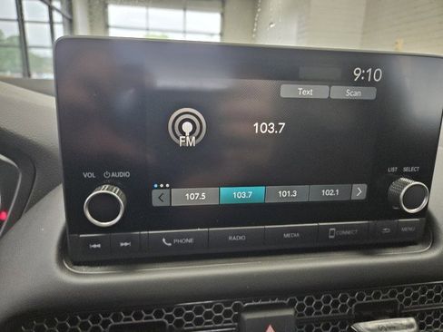 Used 2025 Honda HR-V Sport image 23