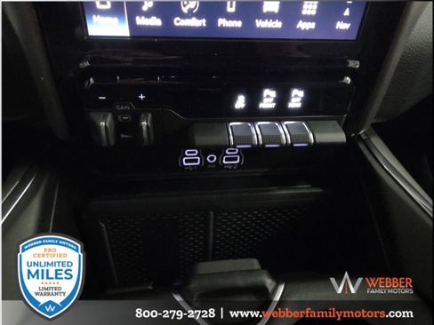 New 2026 RAM 1500 Laramie w/ Chrome Appearance Group AWD/4WD image 15