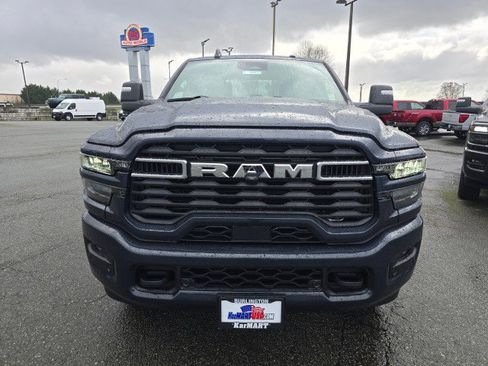 New 2026 RAM 2500 Big Horn AWD/4WD image 8