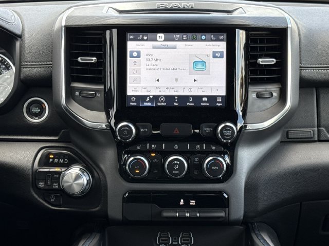Used 2024 RAM 1500 Laramie AWD/4WD image 17