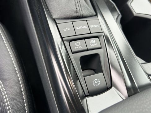 New 2026 Toyota Camry SE image 24