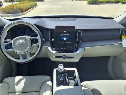New 2026 Volvo XC90 T8 Ultra w/ Protection Package Premier AWD/4WD image 19