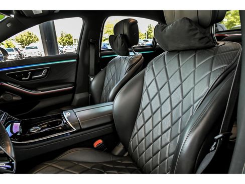 Used 2021 Mercedes-Benz S 580 4MATIC Sedan image 12