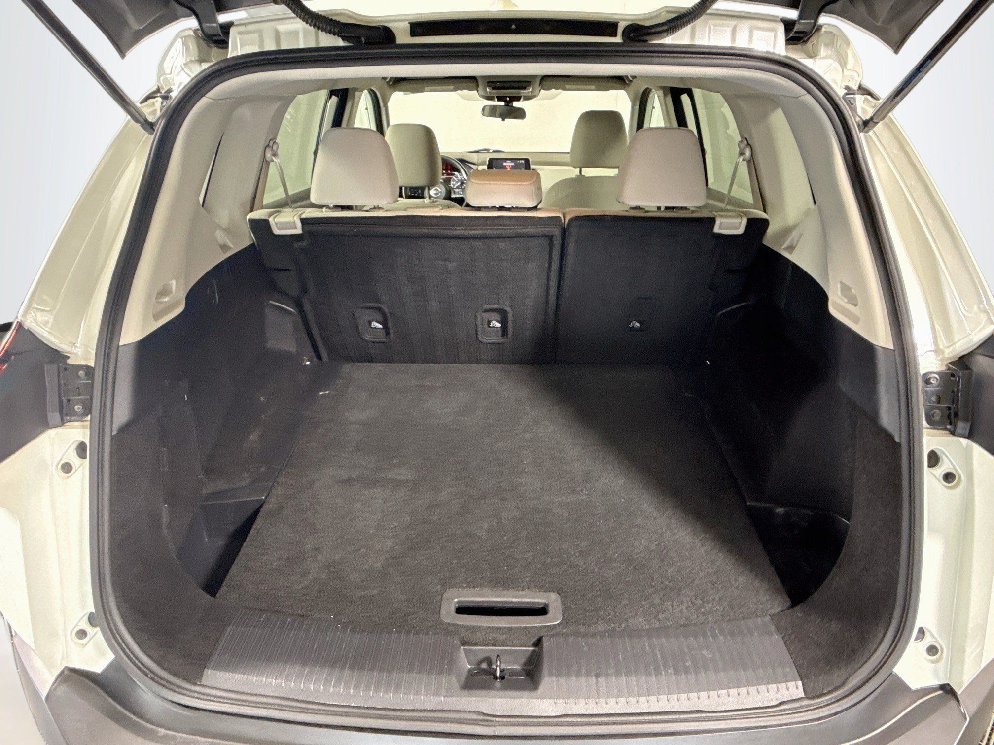 Used 2021 Nissan Rogue SV AWD/4WD image 35
